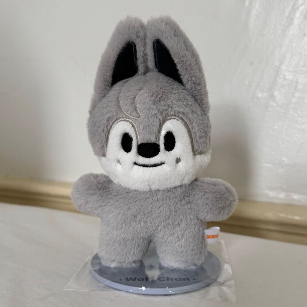 Wolfchan Skzoo Plush Standing Version